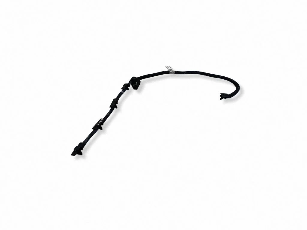 Fuel return line/hose 8587546