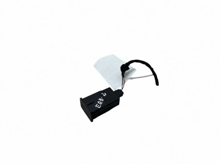 USB-pesa A2478207802