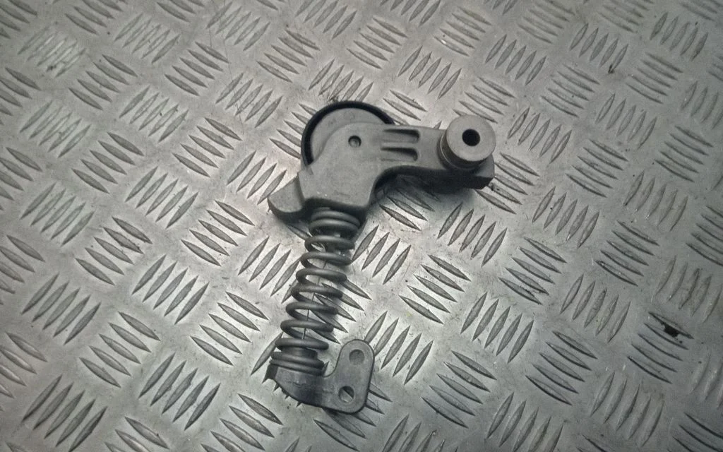 Alternator belt tensioner – Volvo XC90 (2014-)