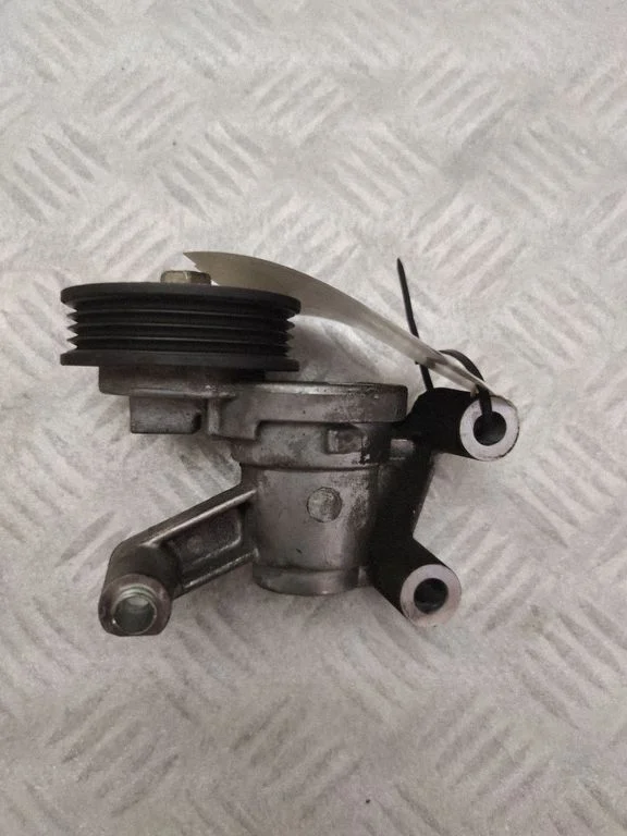 Alternator belt tensioner – Ford Mustang VI (2015-)
