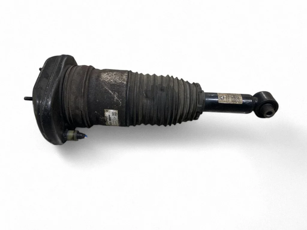 Air suspension rear shock absorber – BMW 5 Series G30 G31 G38 (2016-)
