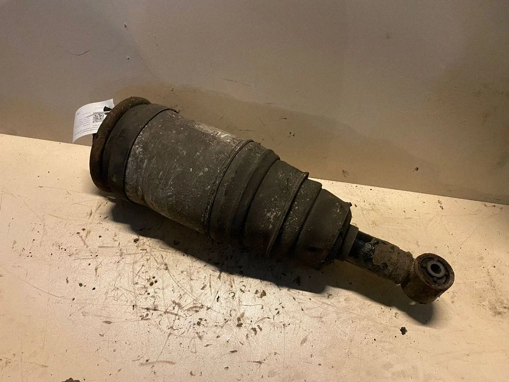 Air suspension rear shock absorber – Land Rover Range Rover Sport L320 (2005-2013)