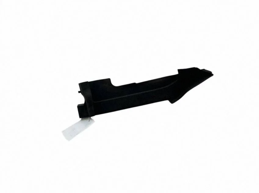 Fender end trim 4M0821169C