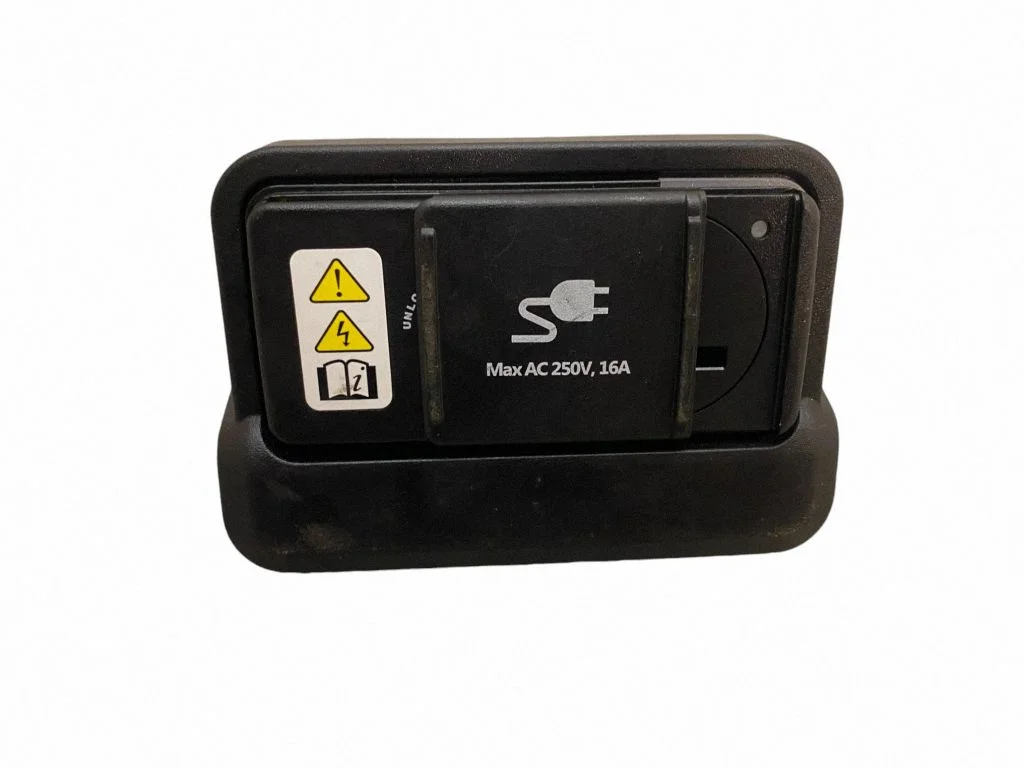 12 V Socket (rear) – KIA EV6 (2021-)