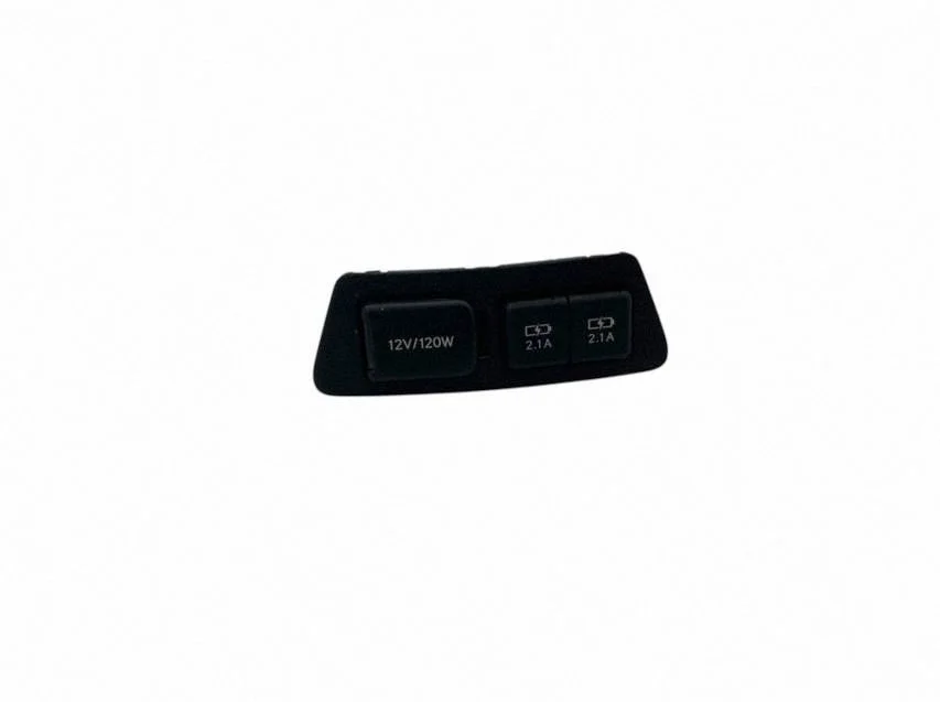 12 V ligzda (priekšā) 5892433070