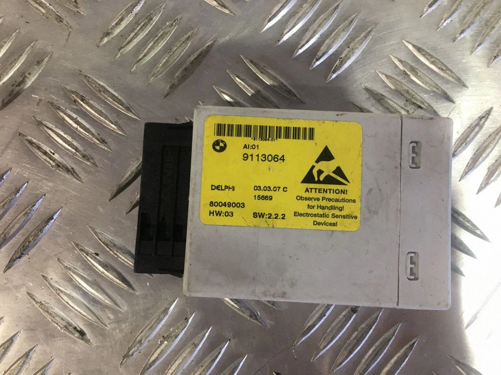Center console control module – BMW 5 Series E60 E61 (2004-2010)