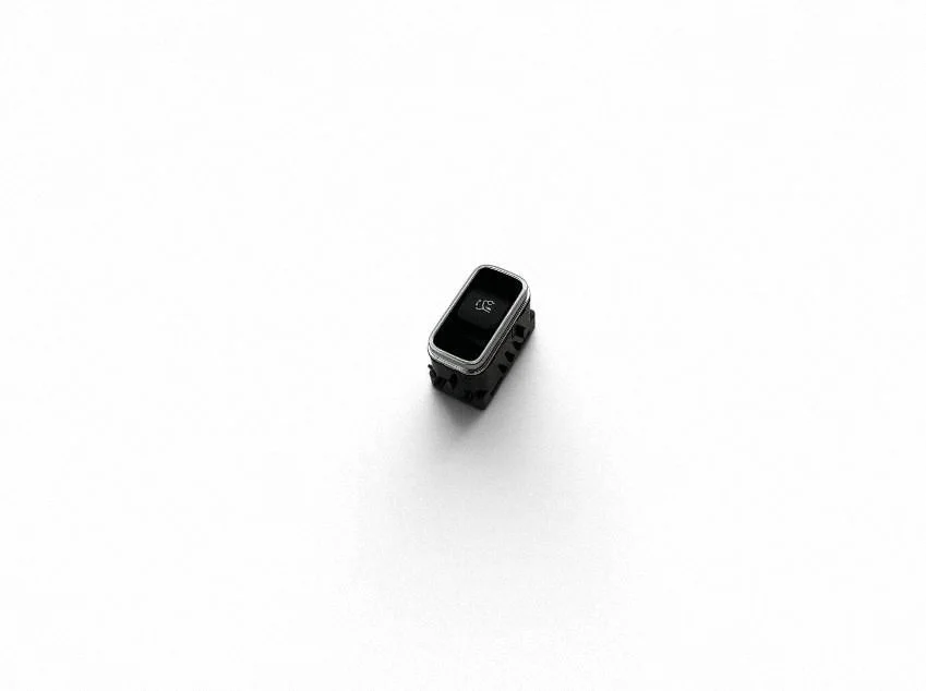 Tailgate opening switch A1678205702