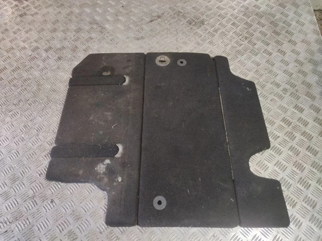 Foot rest pad/dead pedal 05028624AD