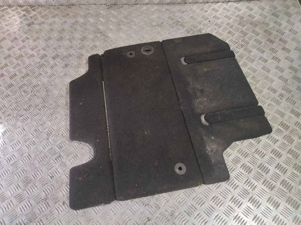 Foot rest pad/dead pedal 05028624AD
