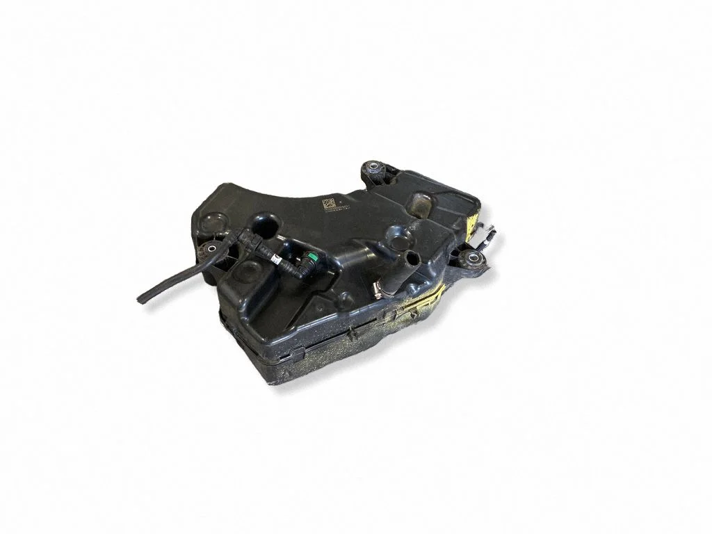 AdBlue liquid reservoir 9884894