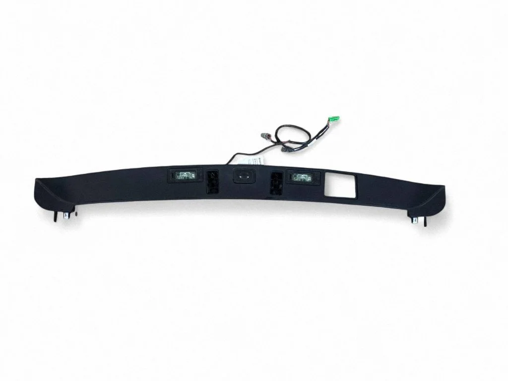 Trunk door license plate light bar J8A240406BA