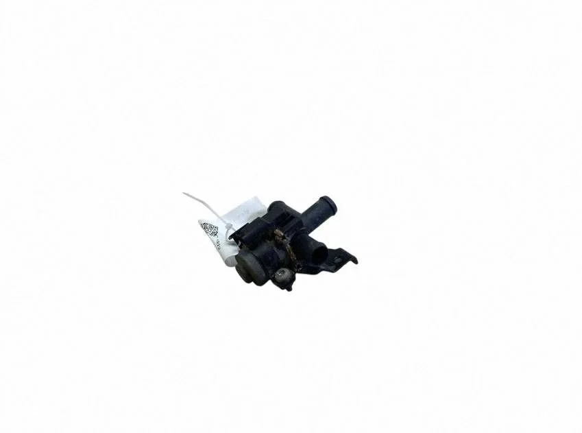 Webasto circulation pump for autonomous heater – Mercedes-Benz GLC-Class C253 (2016-)