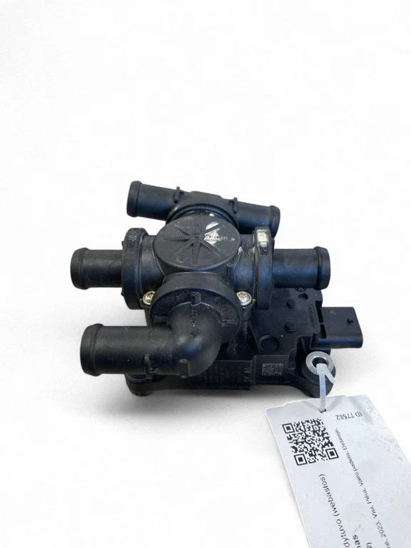 Webasto circulation pump for autonomous heater – Audi RS Q8 (2019-)