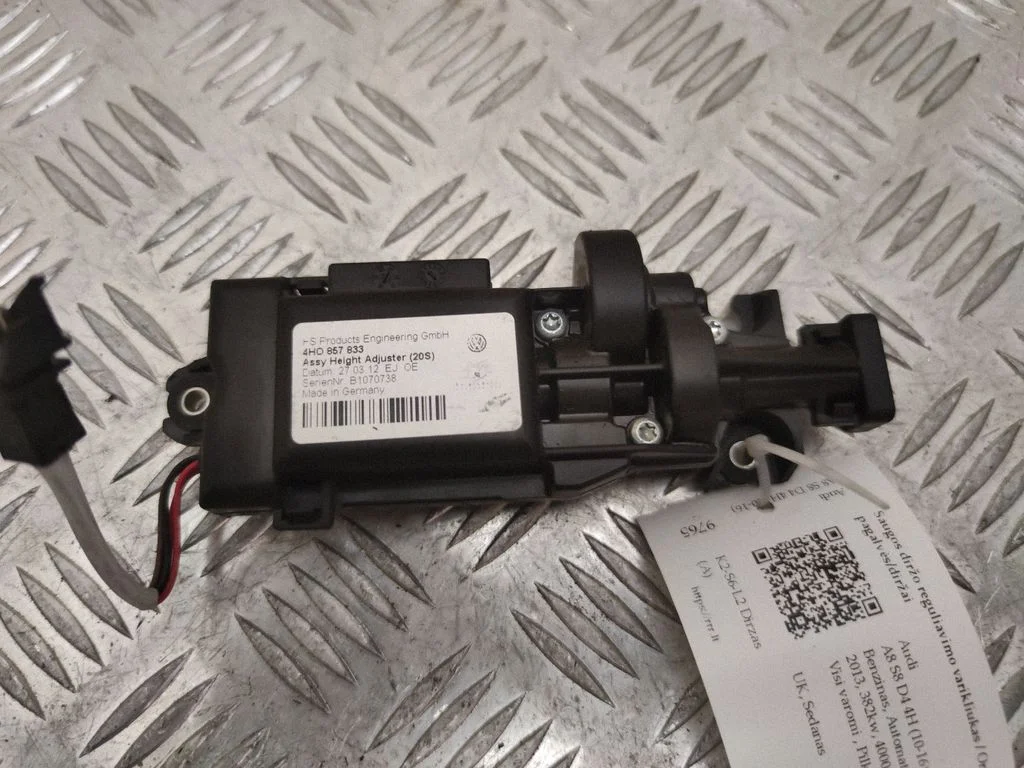 Seat belt adjustment motor – Audi A8 S8 D4 4H (2010-2016)