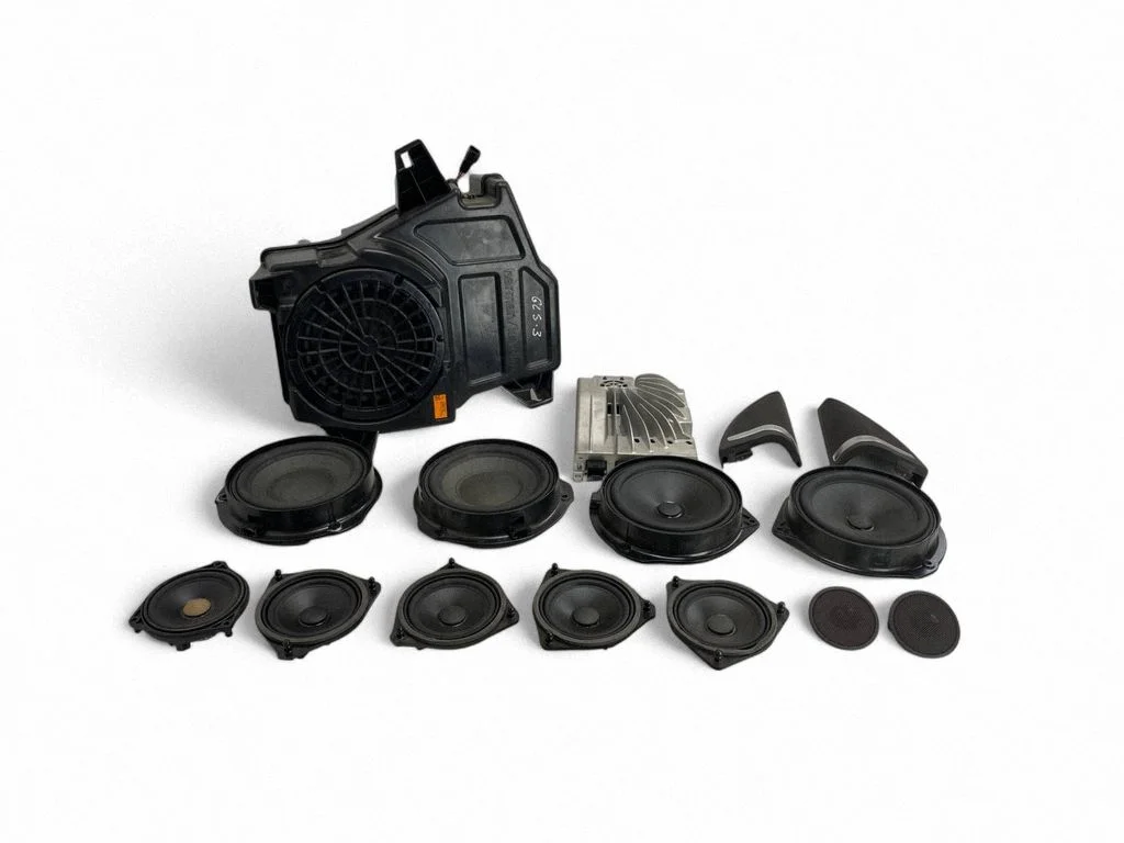 Audio system kit A1669004719