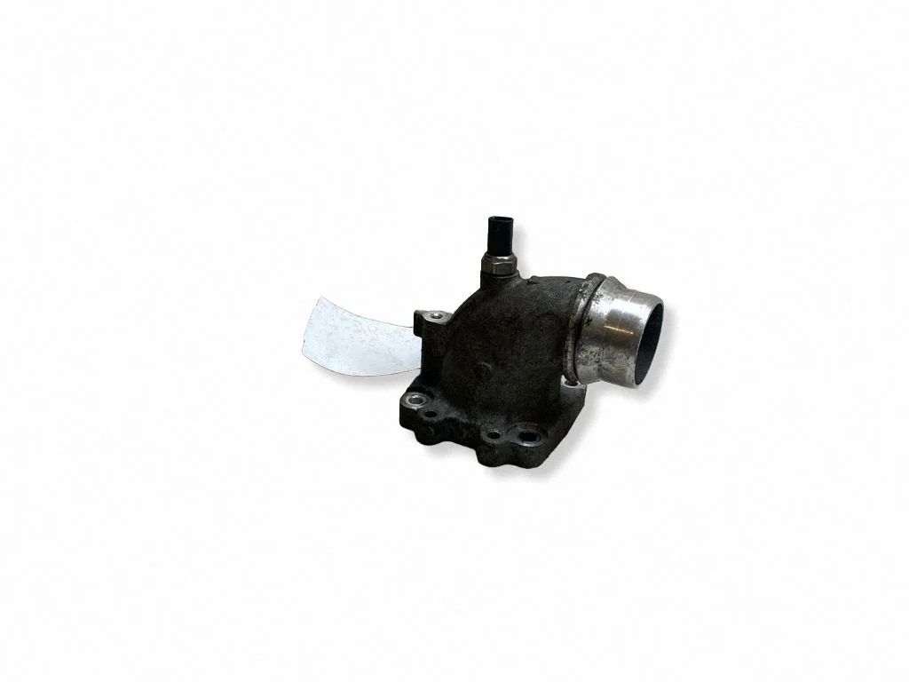 Thermostat housing