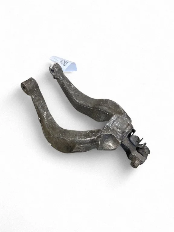 Lower shock absorber bracket – Volvo XC90 (2014-)