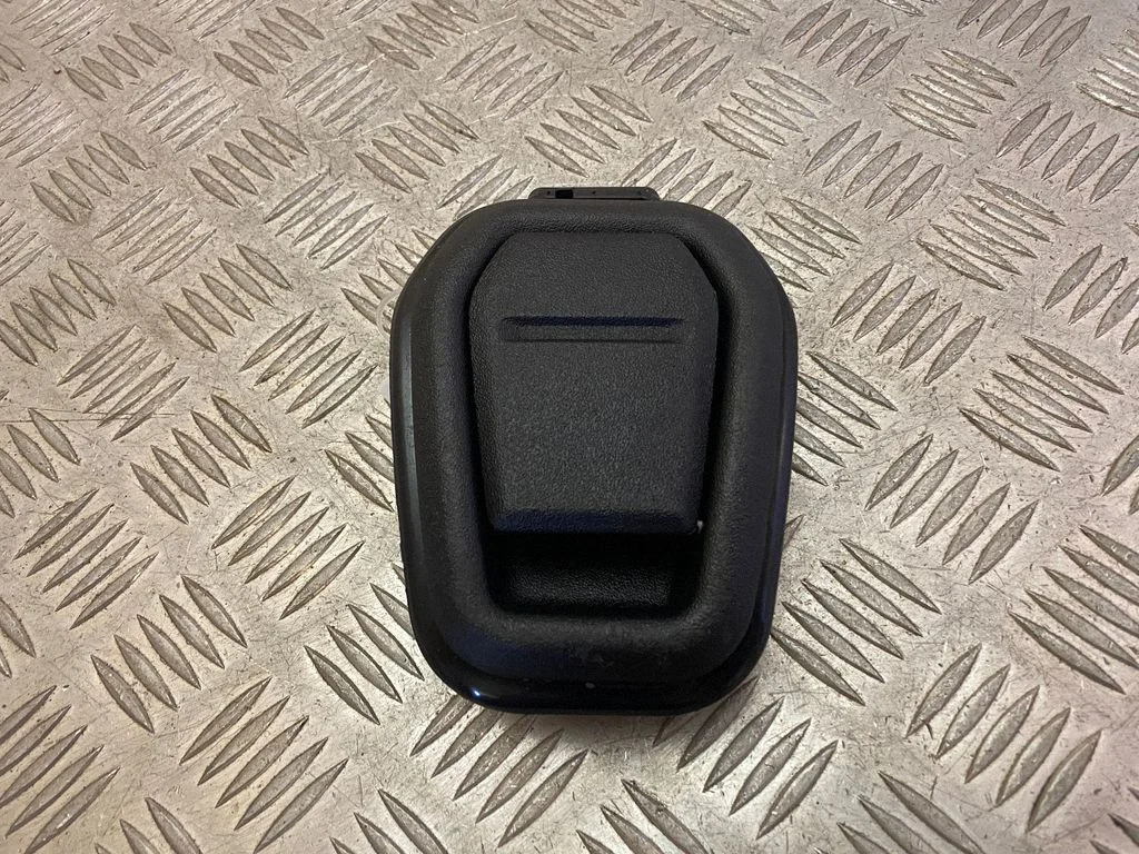 Seat adjustment handle FU5A96611C79A