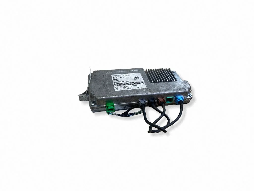 Camera control unit module 32243137