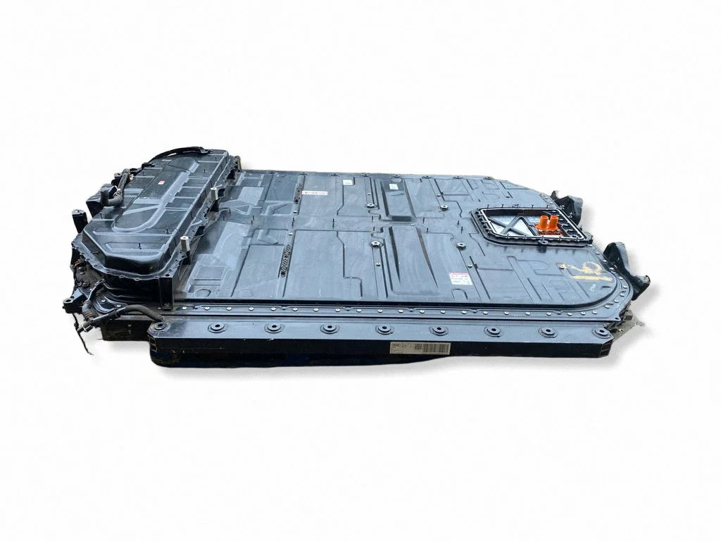 Elektriauto mootor 4KE915910BB