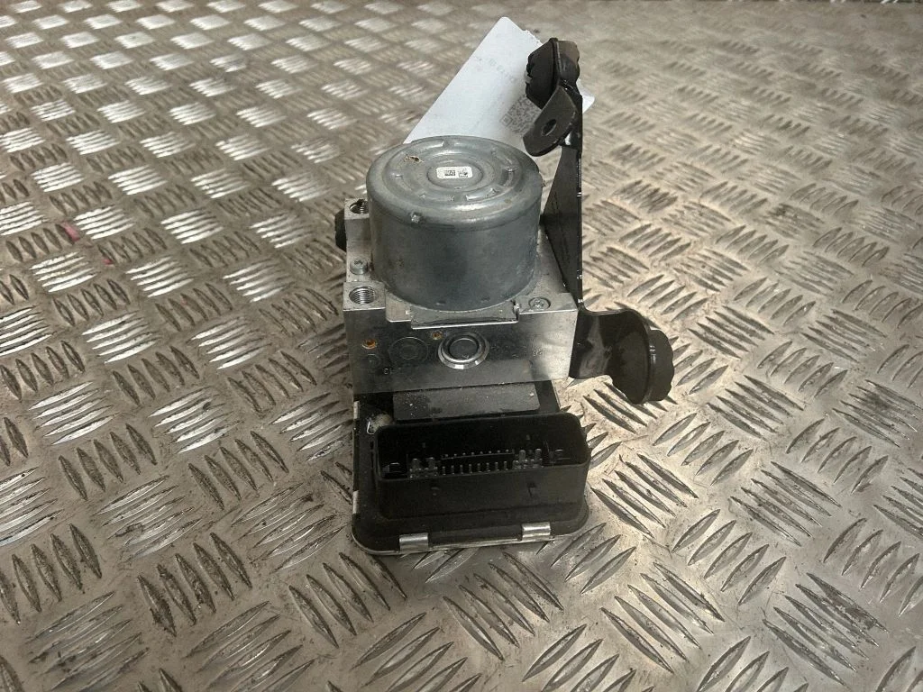 ABS block – Volvo XC90 (2014-)