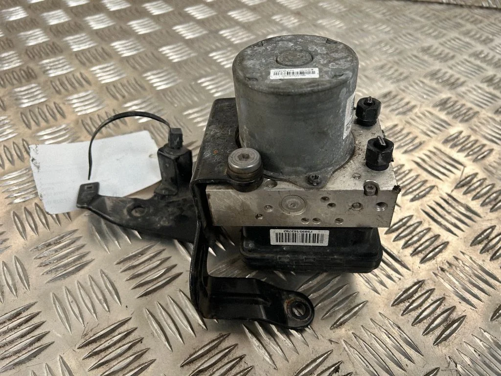Pompa ABS 58920F1670