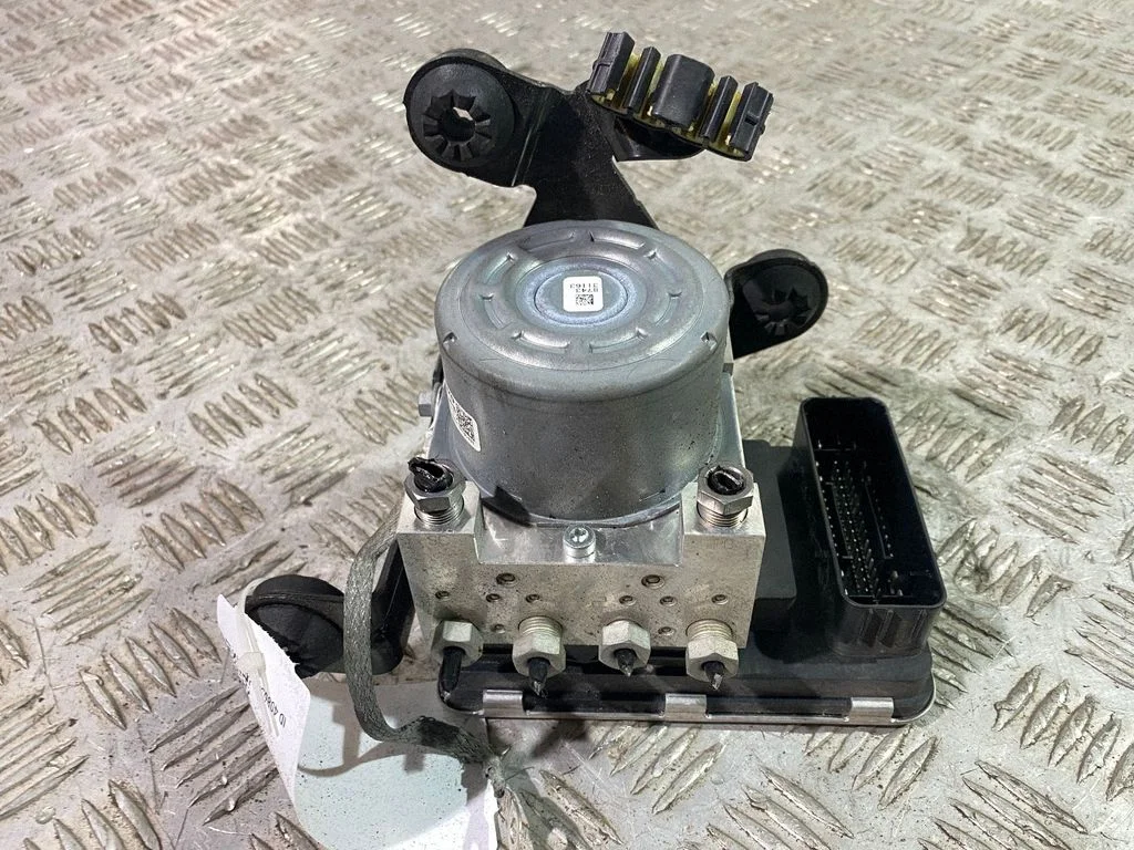 ABS block – Volvo XC90 (2014-)