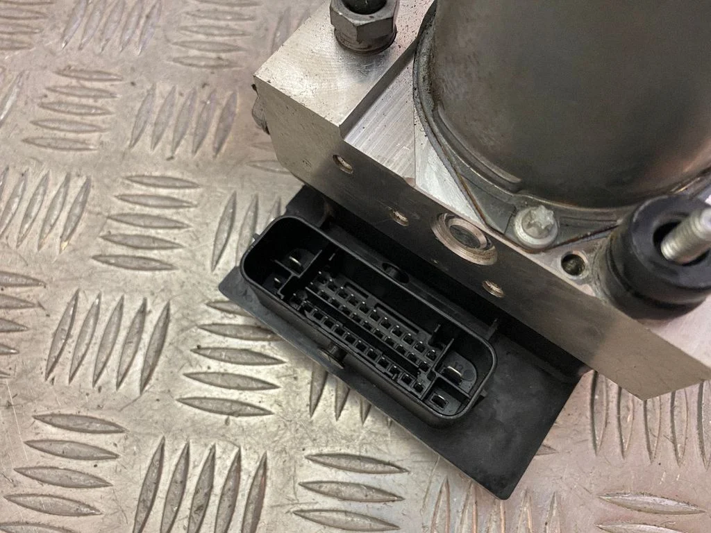 ABS bloks AH422C405AH