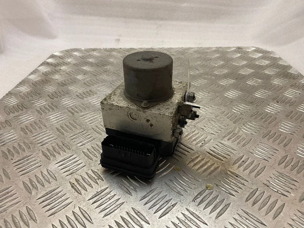 Pompa ABS DR332C405AD