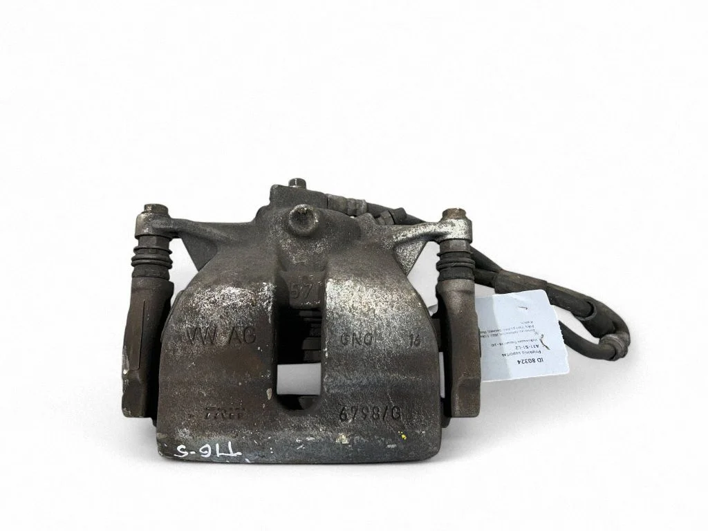 Front brake caliper 6798G