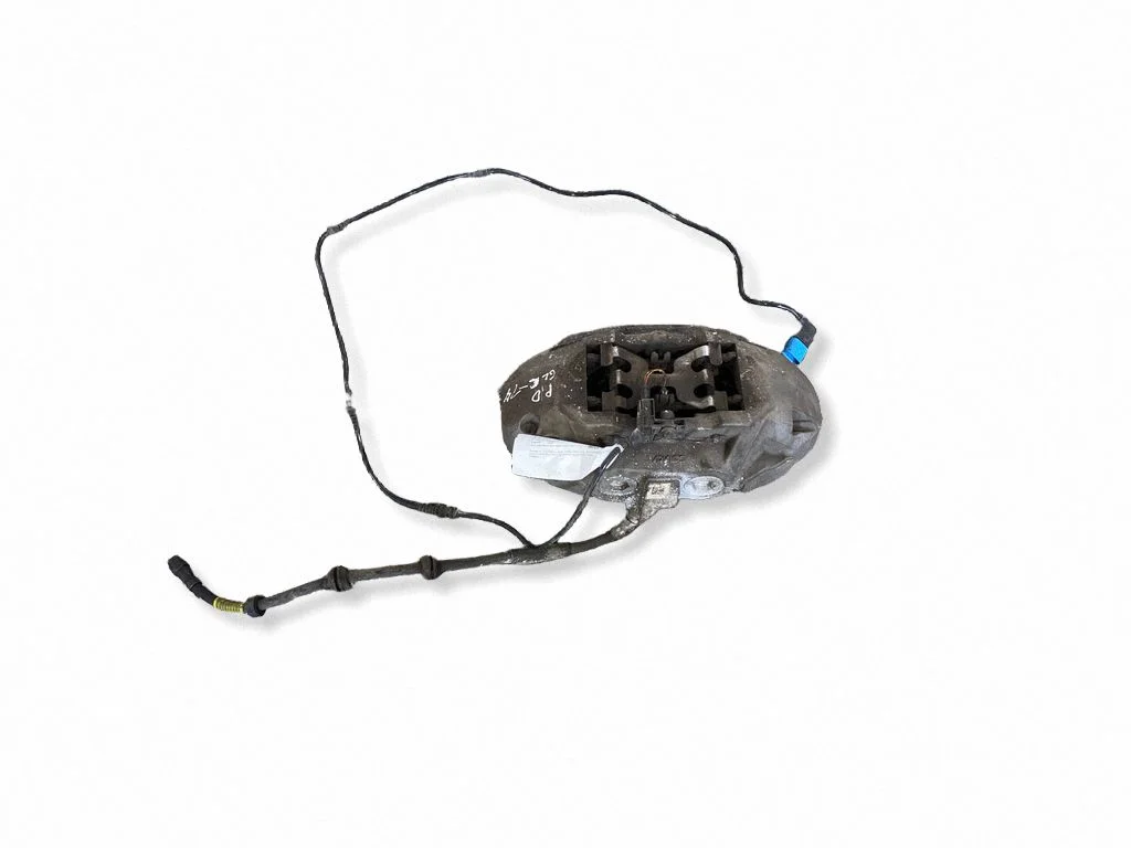 Front brake caliper – front right