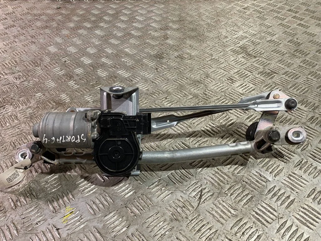 Front wiper linkage and motor