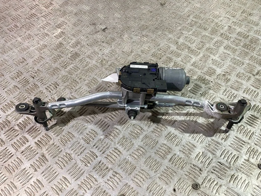 Front wiper linkage and motor 31425981