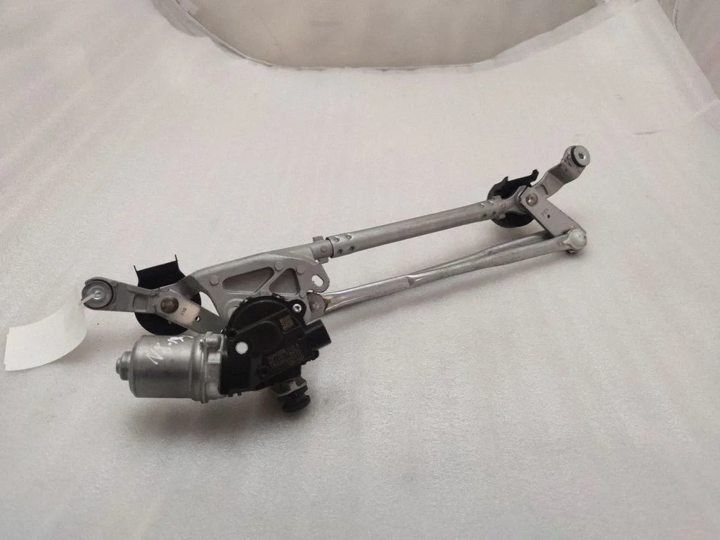 Front wiper linkage and motor – Lexus NX (2014-2021)