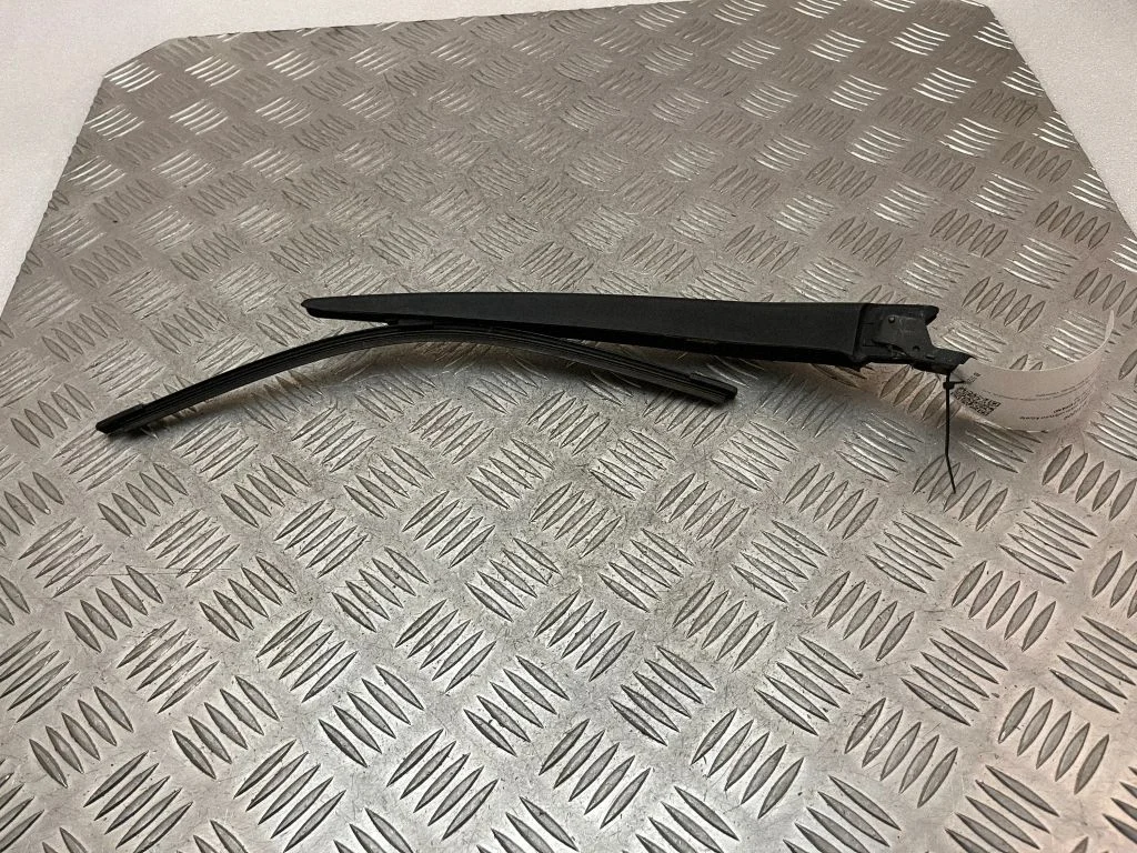 Rear wiper blade arm 31349586