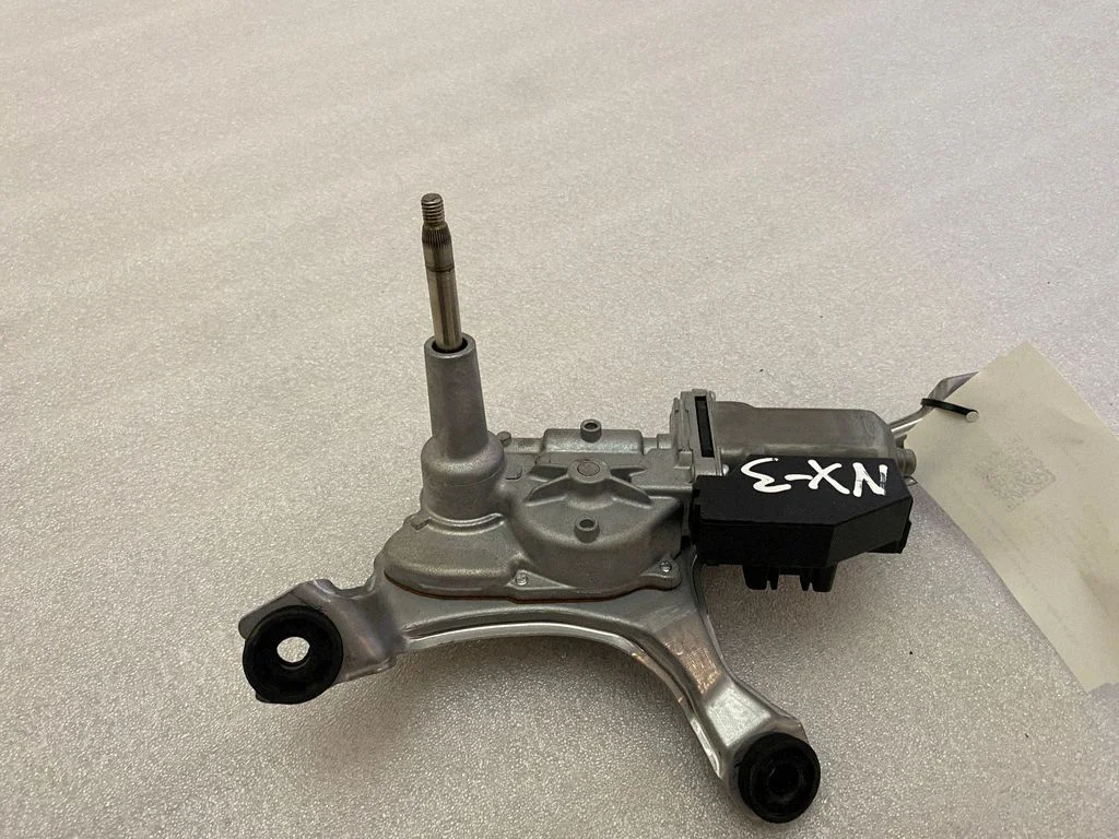Tagaklaasi kojamehe mootor – Lexus NX (2014-2021)