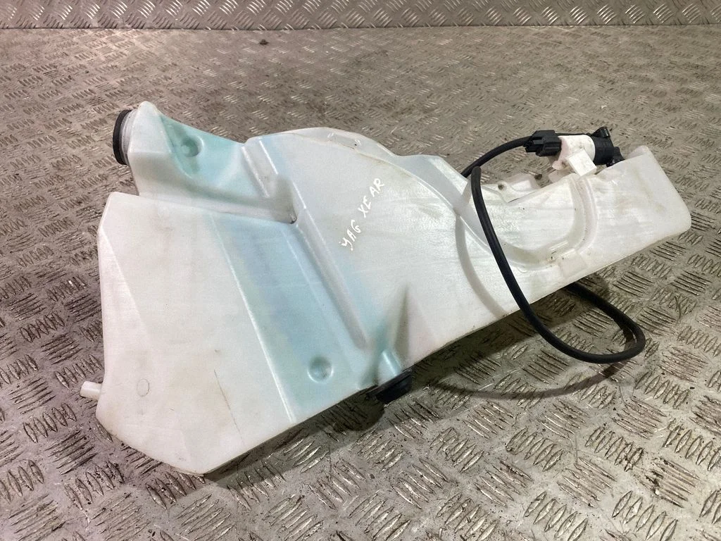 Windshield washer fluid reservoir/tank – Jaguar XE (2015-)