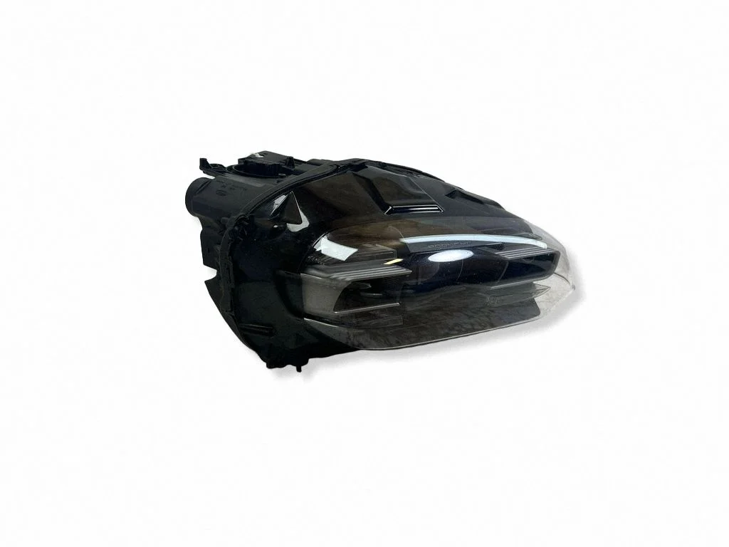 Reflektor – Porsche Taycan 9J1 (2019-)