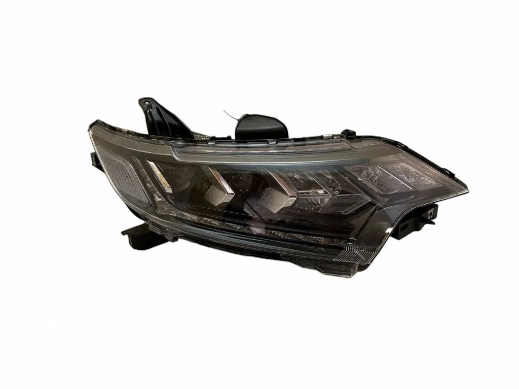 Headlight/headlamp – right
