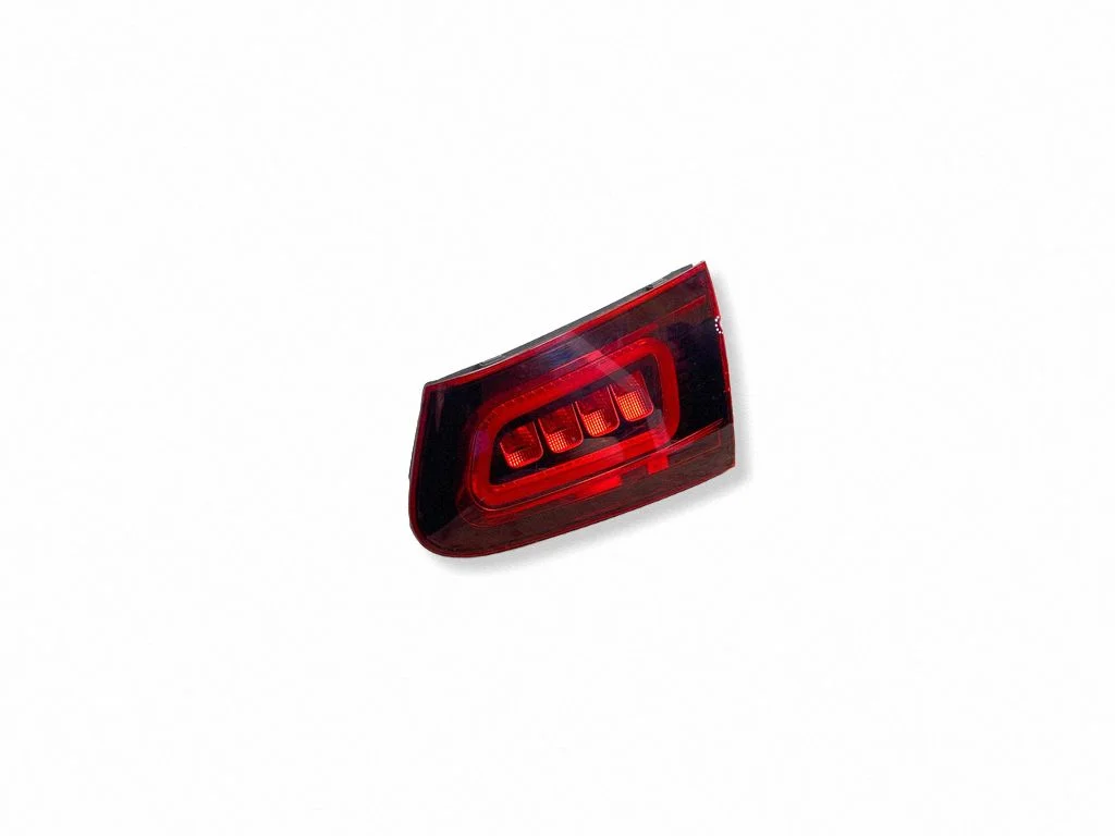 Lampa tylna w klapie A2539062603