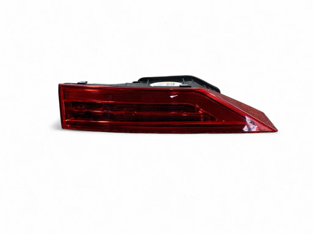 Tailgate rear/tail lights 31446618