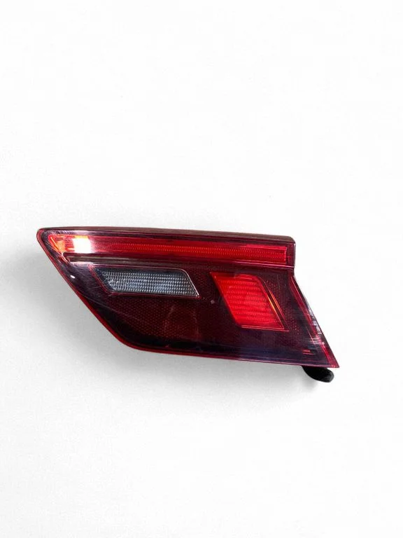 Tailgate rear/tail lights 2SA01252004