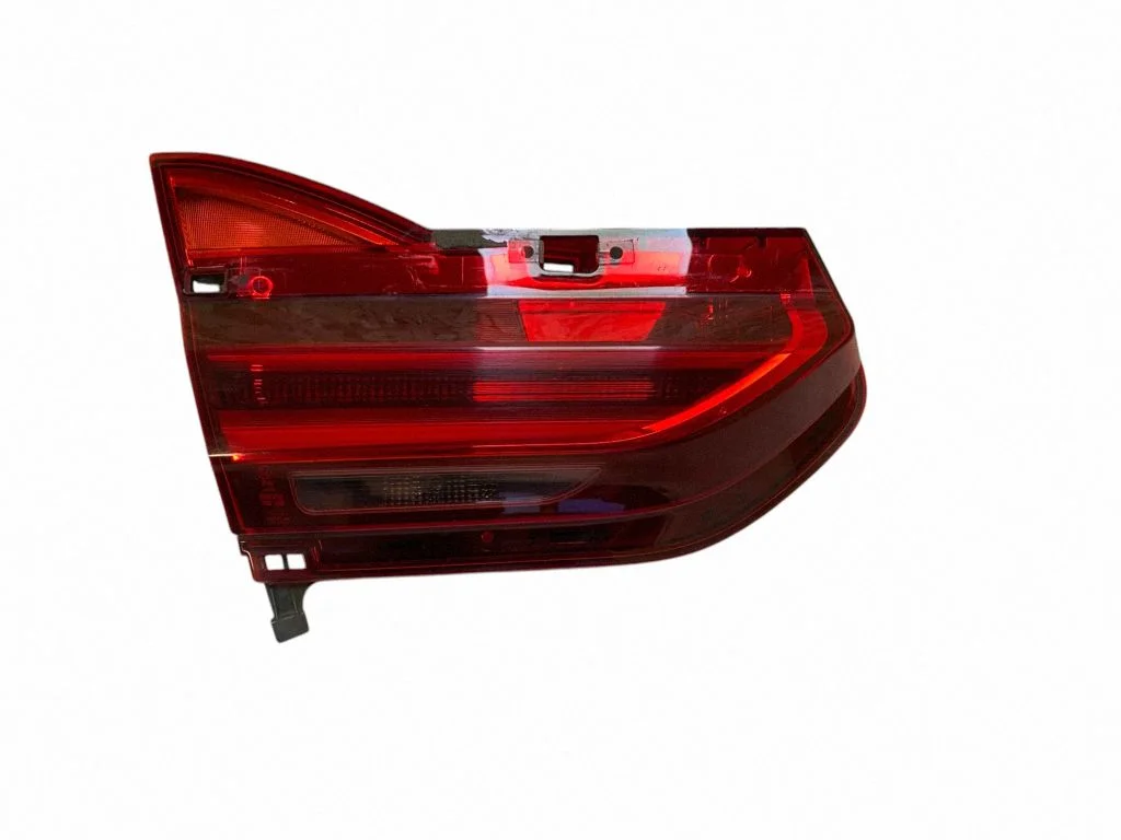 Lampa tylna w klapie 7342967
