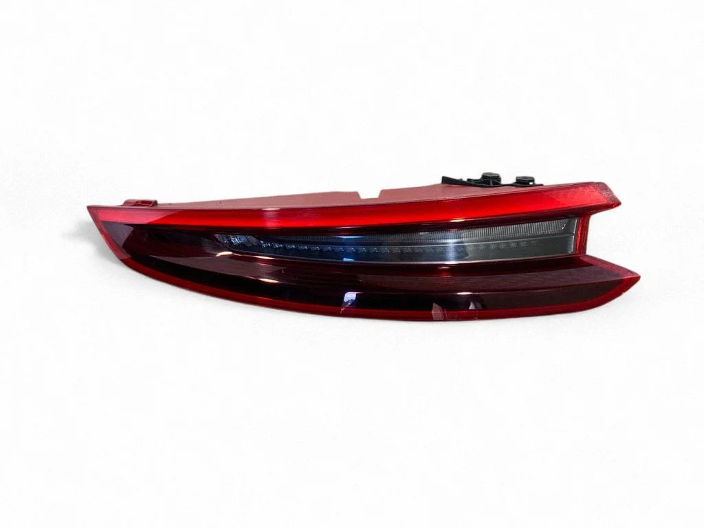 Rear/tail lights 99163197502