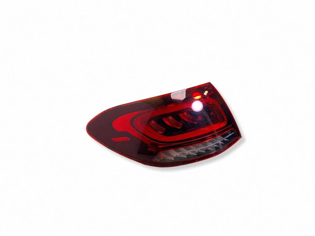 Lampa tylna w błotniku A2539062903