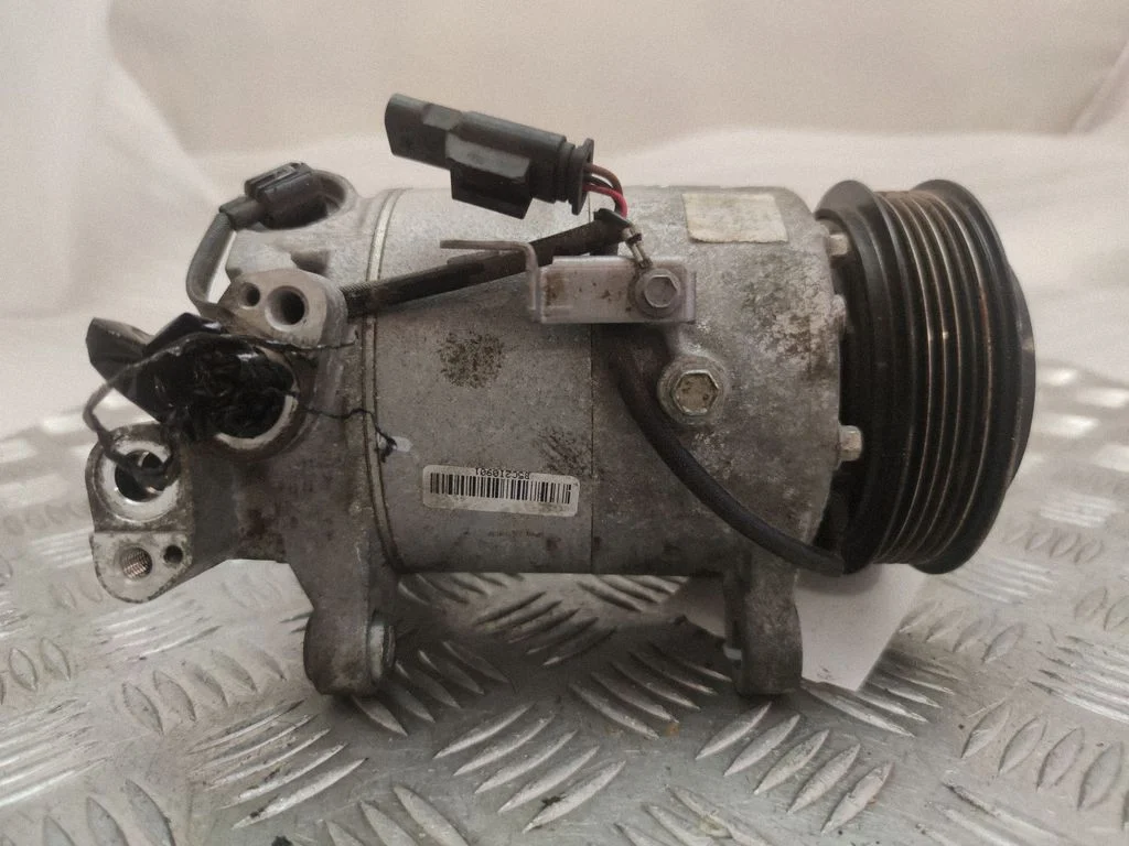 Kliimakompressor (pump) 6826879