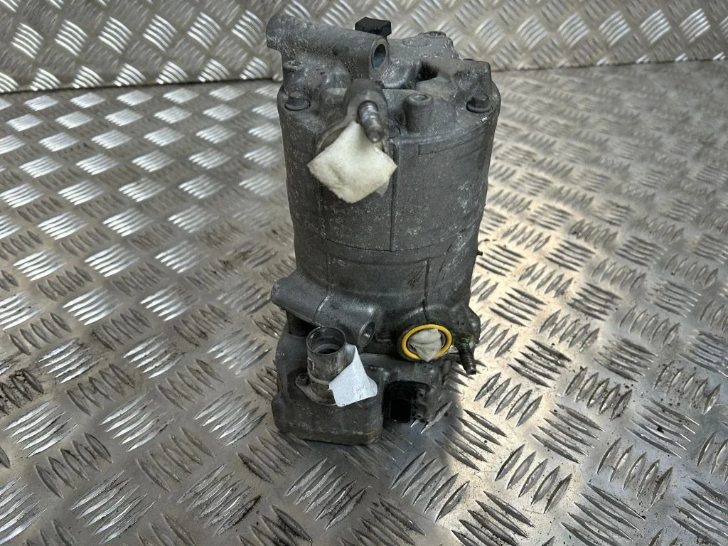 Air conditioning (A/C) compressor (pump) 31455426