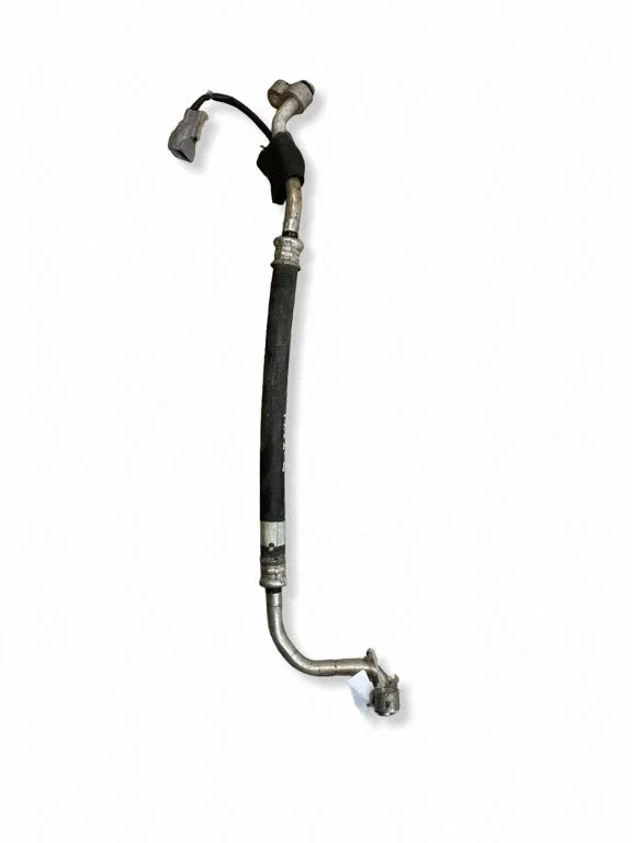 Air conditioning (A/C) pipe/hose