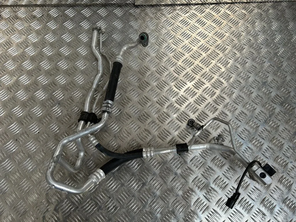 Air conditioning (A/C) pipe/hose 103796200F