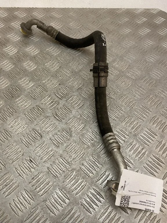 Air conditioning (A/C) pipe/hose 31497424